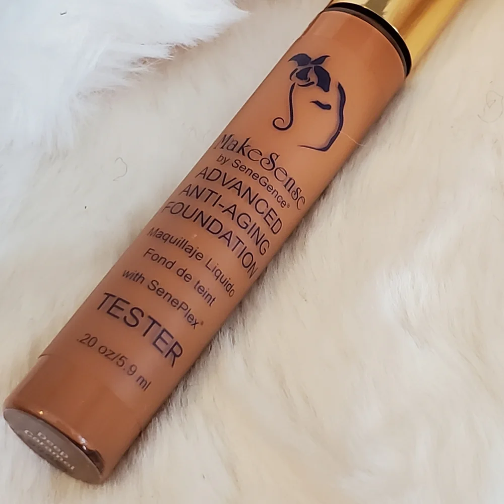 SeneGence MakeSense foundation tester in Deep Caramel